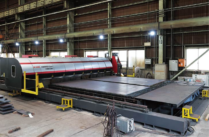 ファイバーレーザー切断機