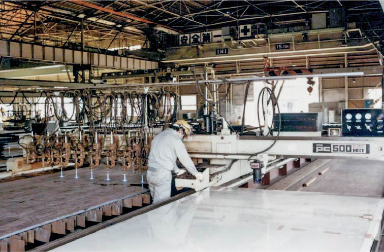 厚板加工分野に進出