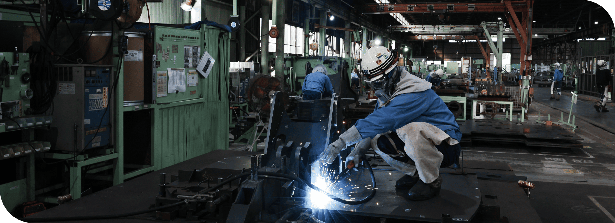 INTERVIEW 先輩社員紹介のメインビジュアル